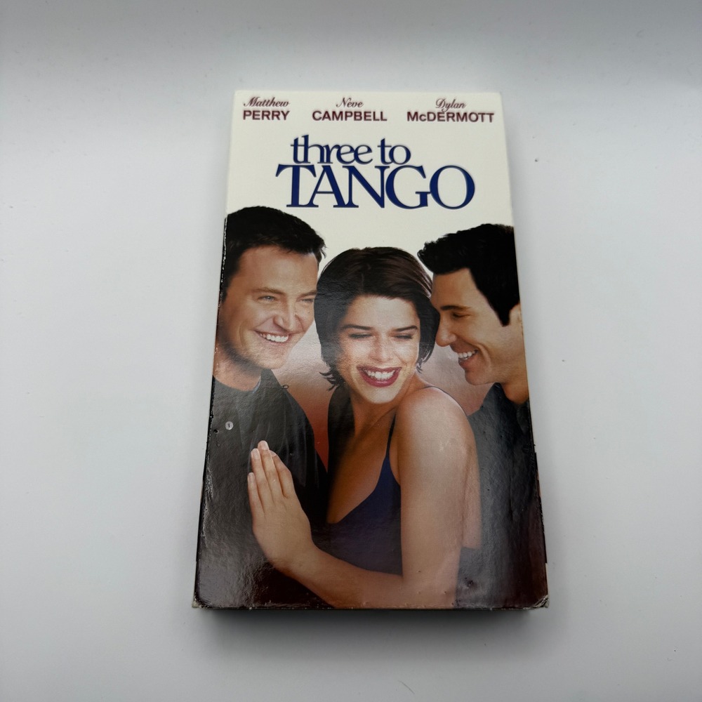 Three to Tango VHS 1999 Matthew Perry Neve Campbell Rom-Com Warner Home Video - Picture 2 of 5